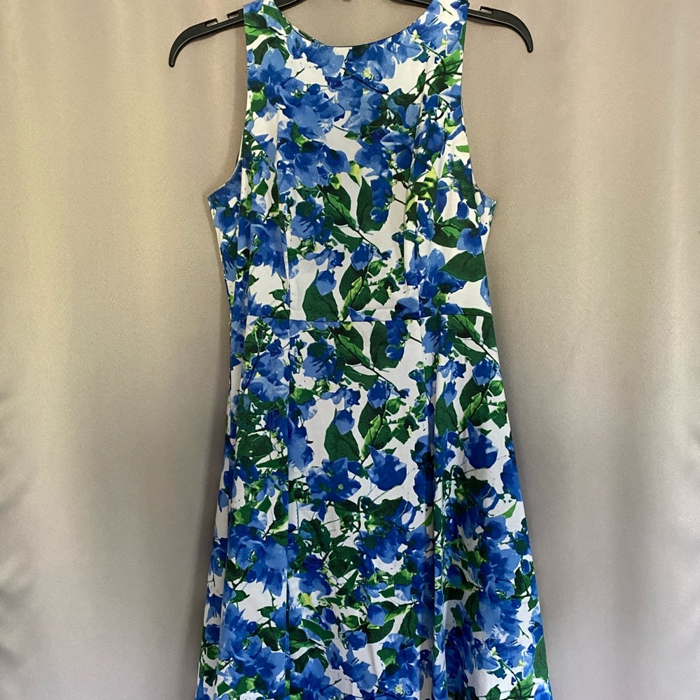 Women’s floral dress, size 4